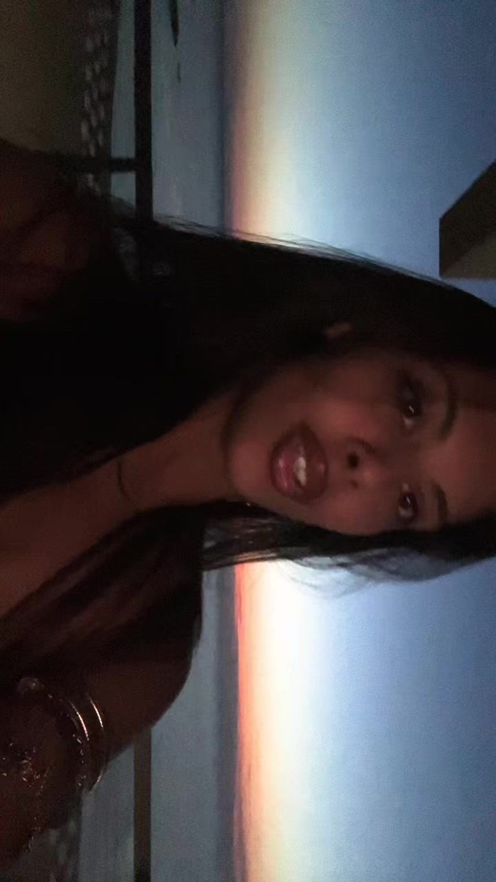 @elenina