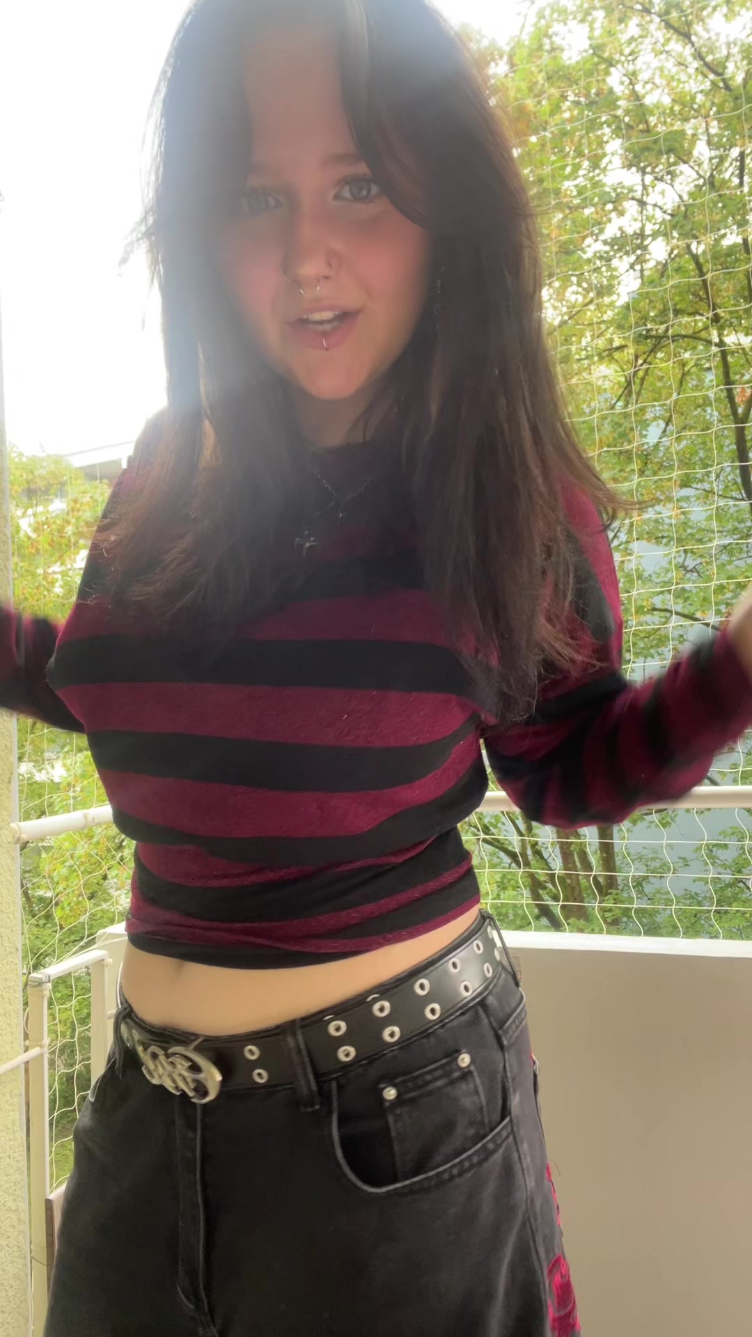 @<3