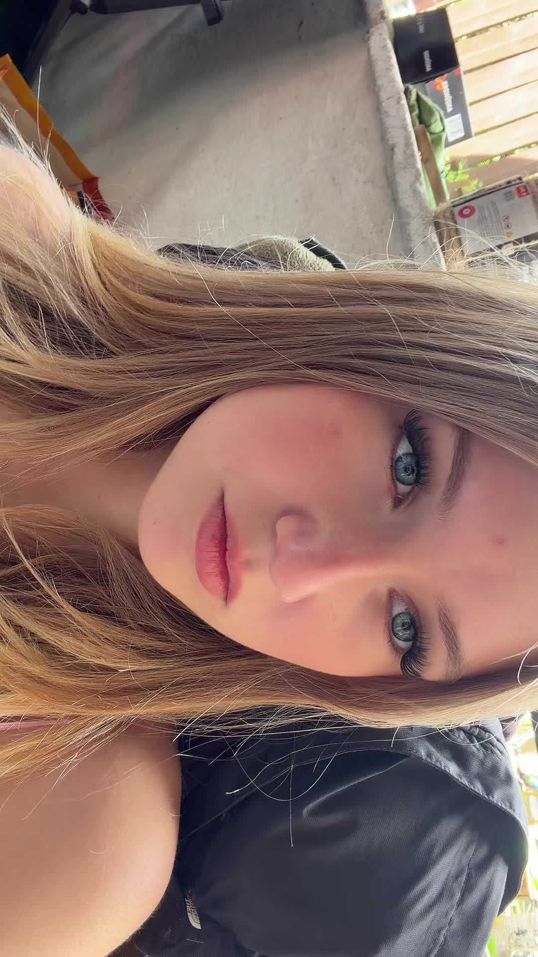 @L&uuml;llyyy🎬