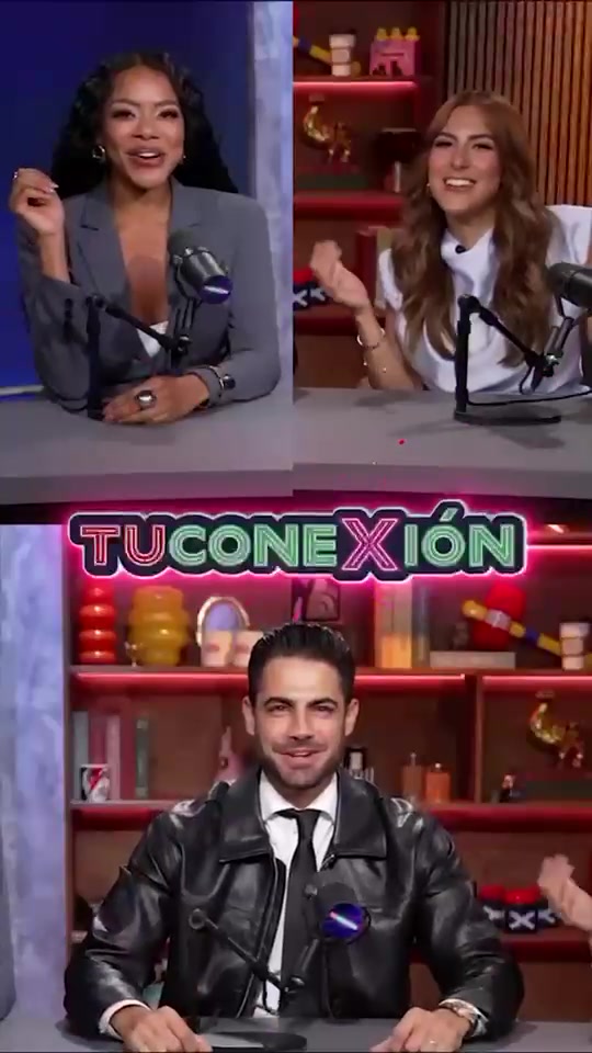 @Univision