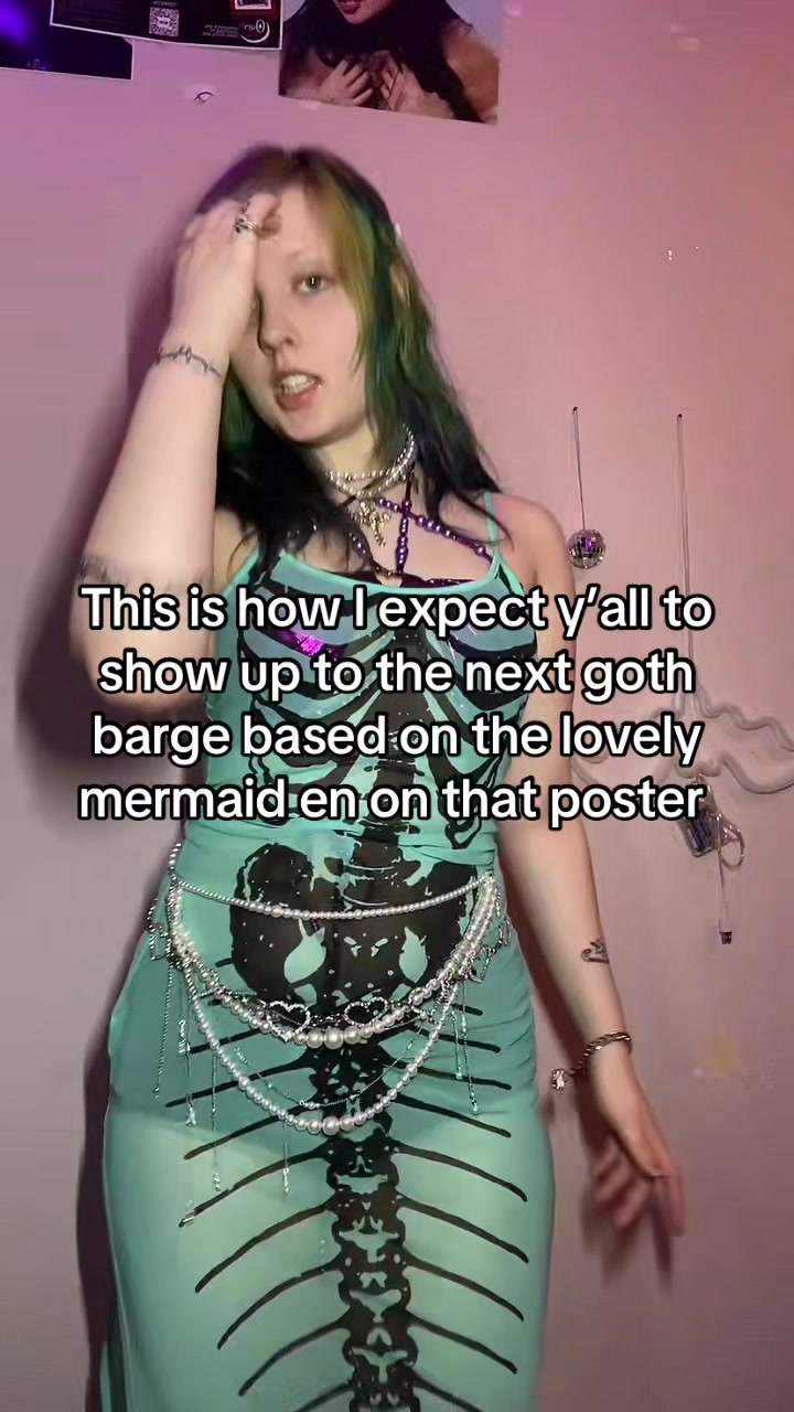 @sewntogethergirl