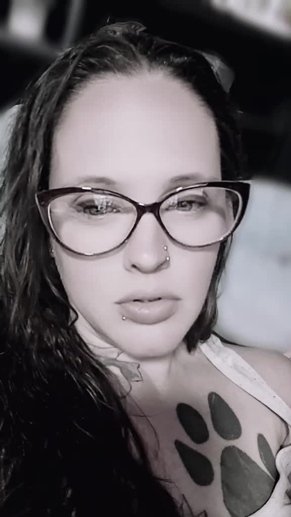 @MikeysWifey1219