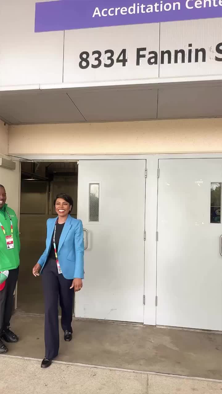 @🇨🇩🇿🇦🇻🇳🇫🇷🇨🇦