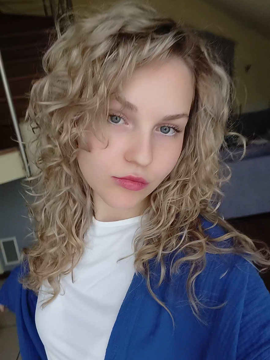 @iga𖧷*:・୭
