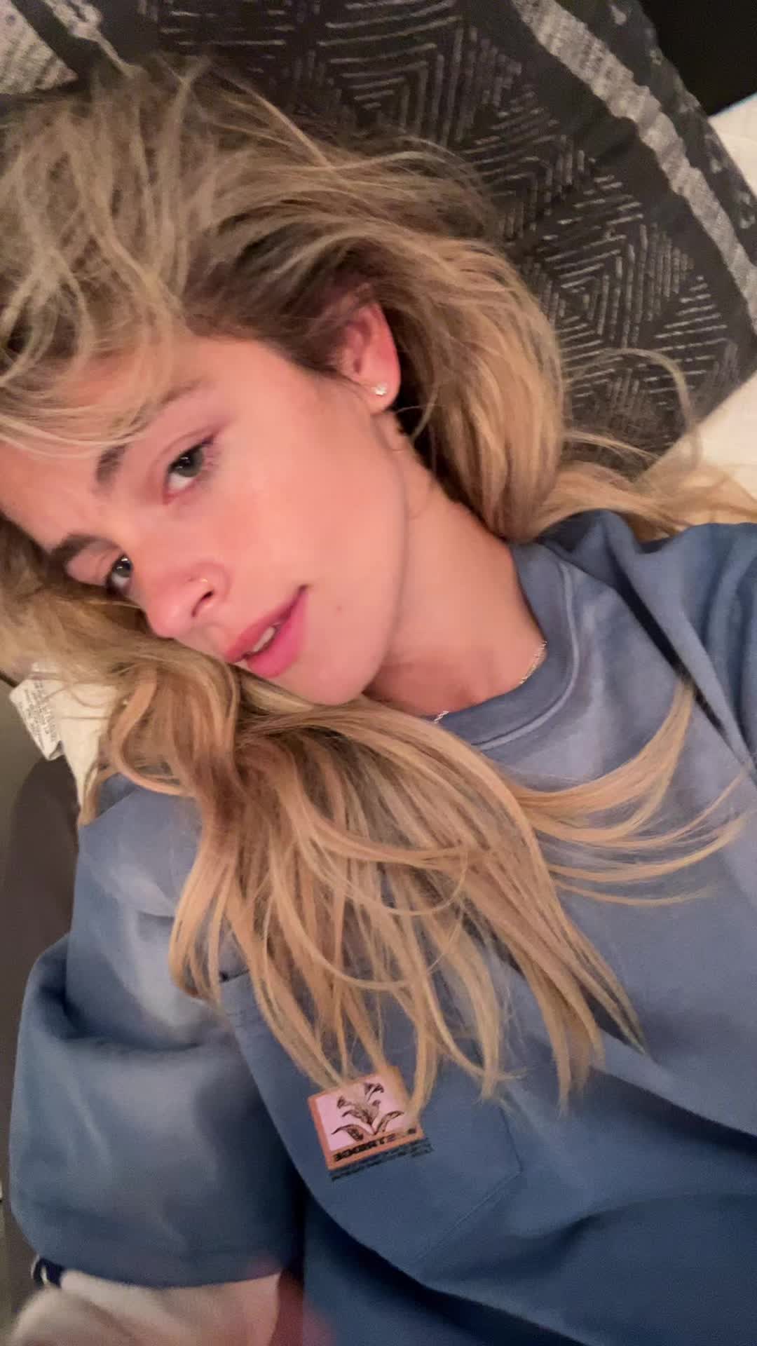 @Bella