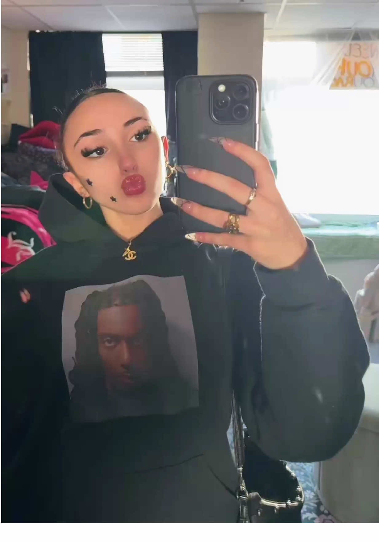 @🧟♀️