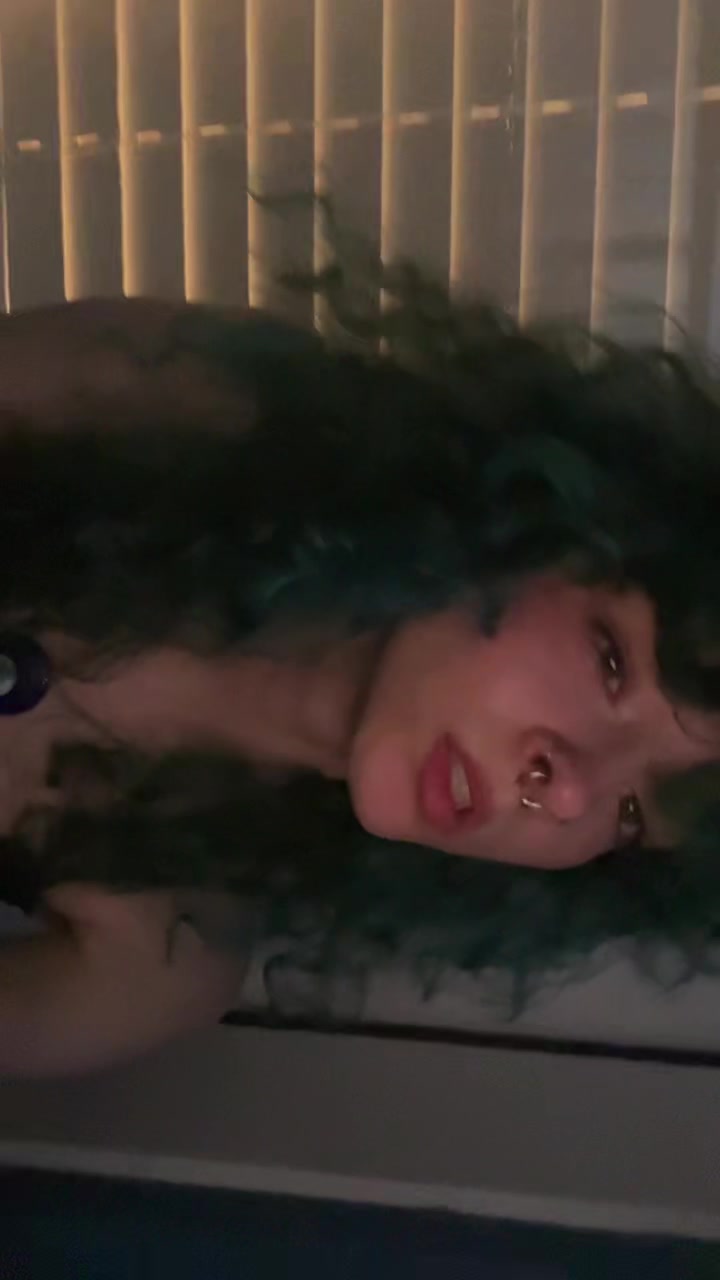 @j