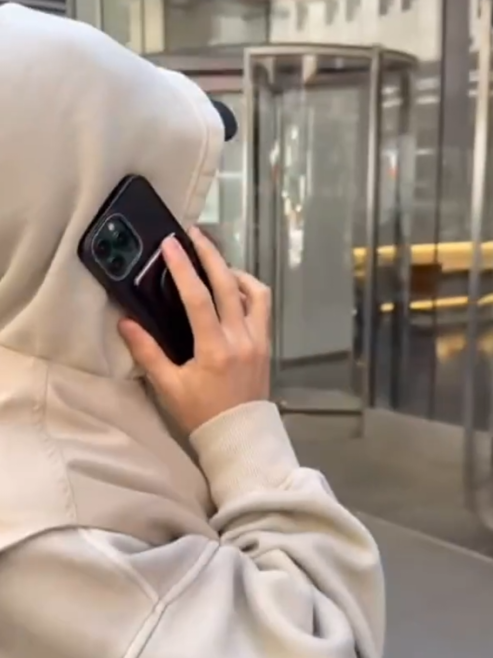 @𝐒𝐚𝐦 ☆