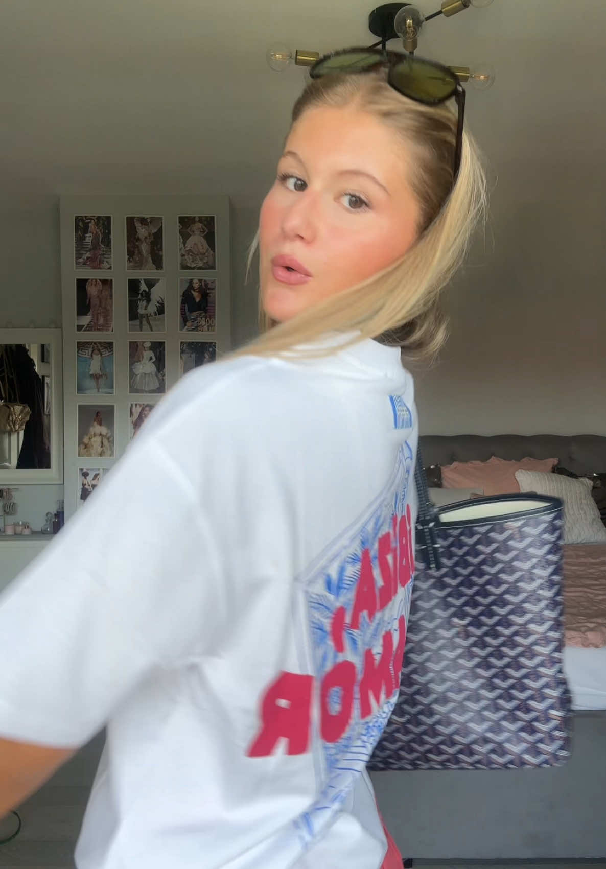 @Joliene