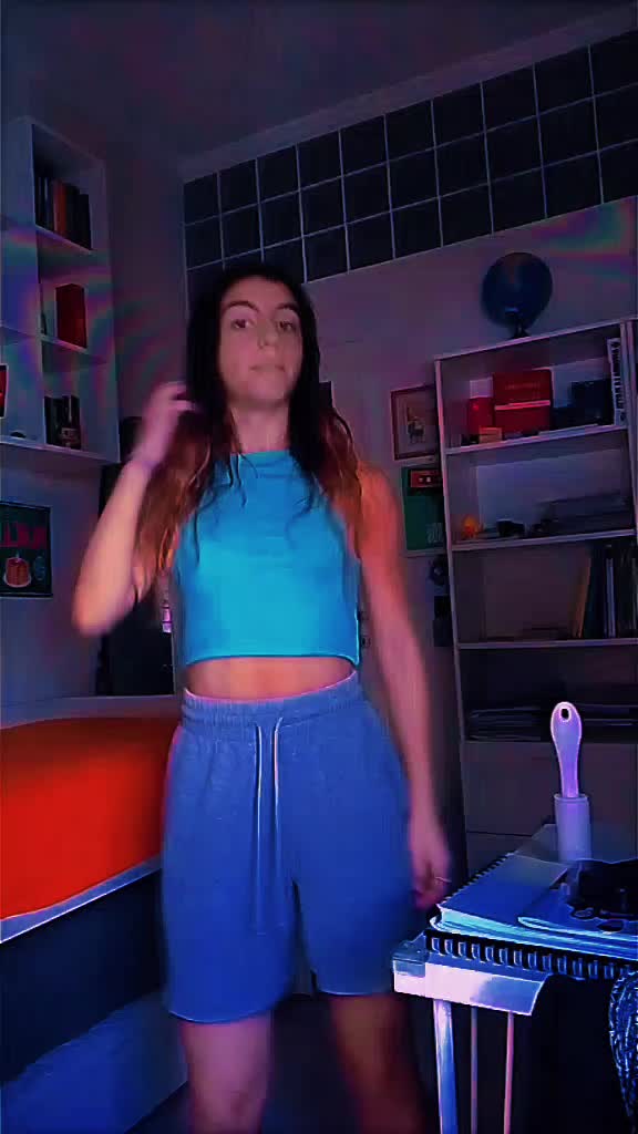 @Valee
