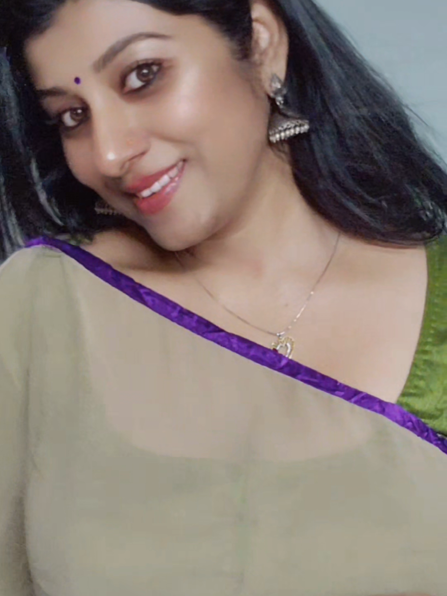 @Divyanair