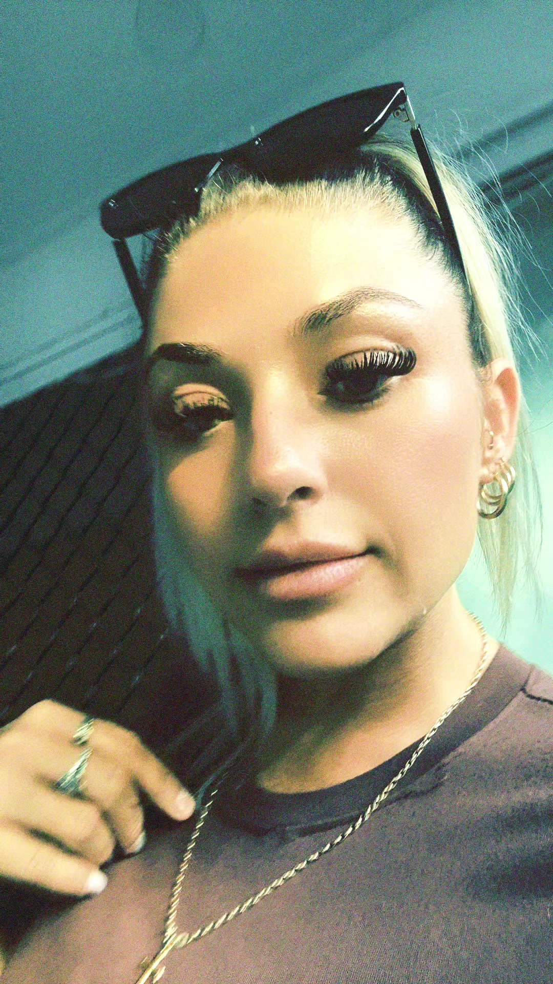 @🖕🏼