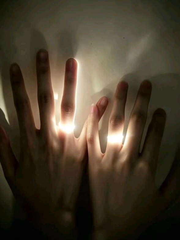 @𝑳𝒊𝒏𝒉𝑳𝒖𝒏𝒈