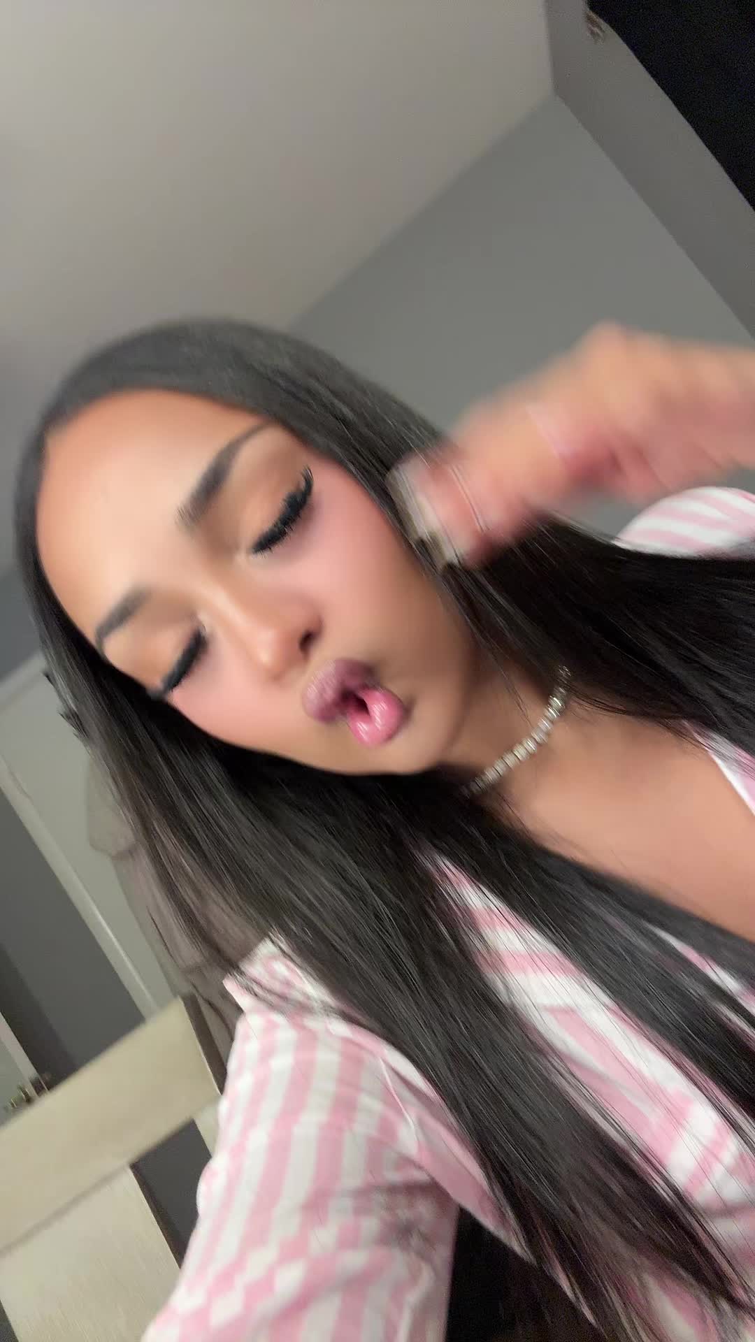 @mk