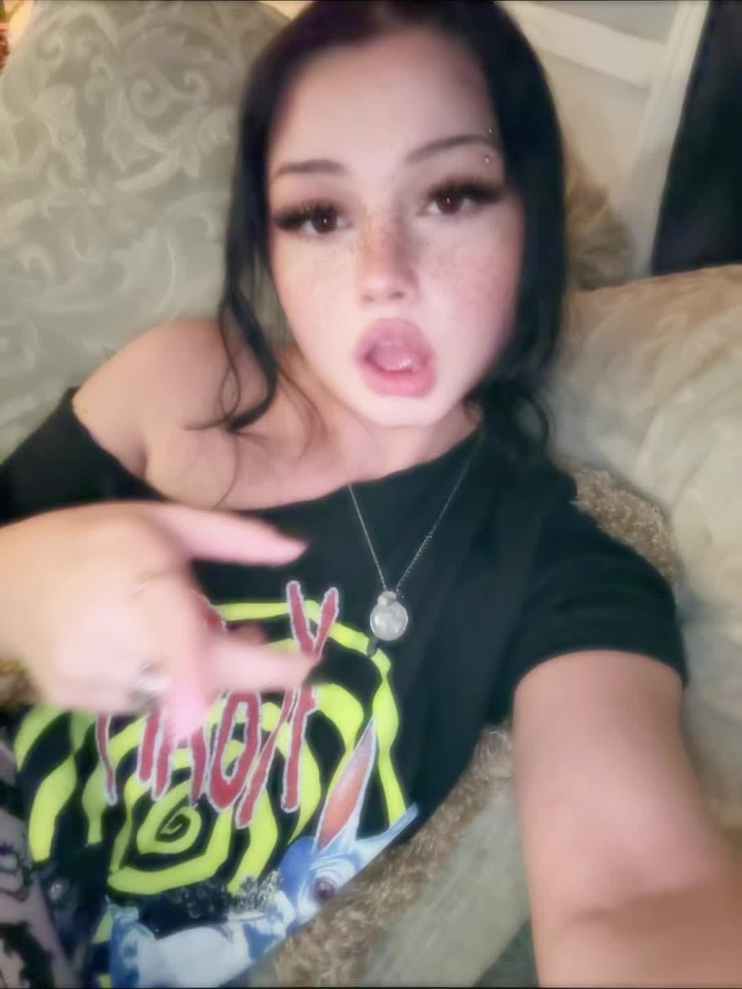 @𝐴𝑠𝑖𝑎🖤