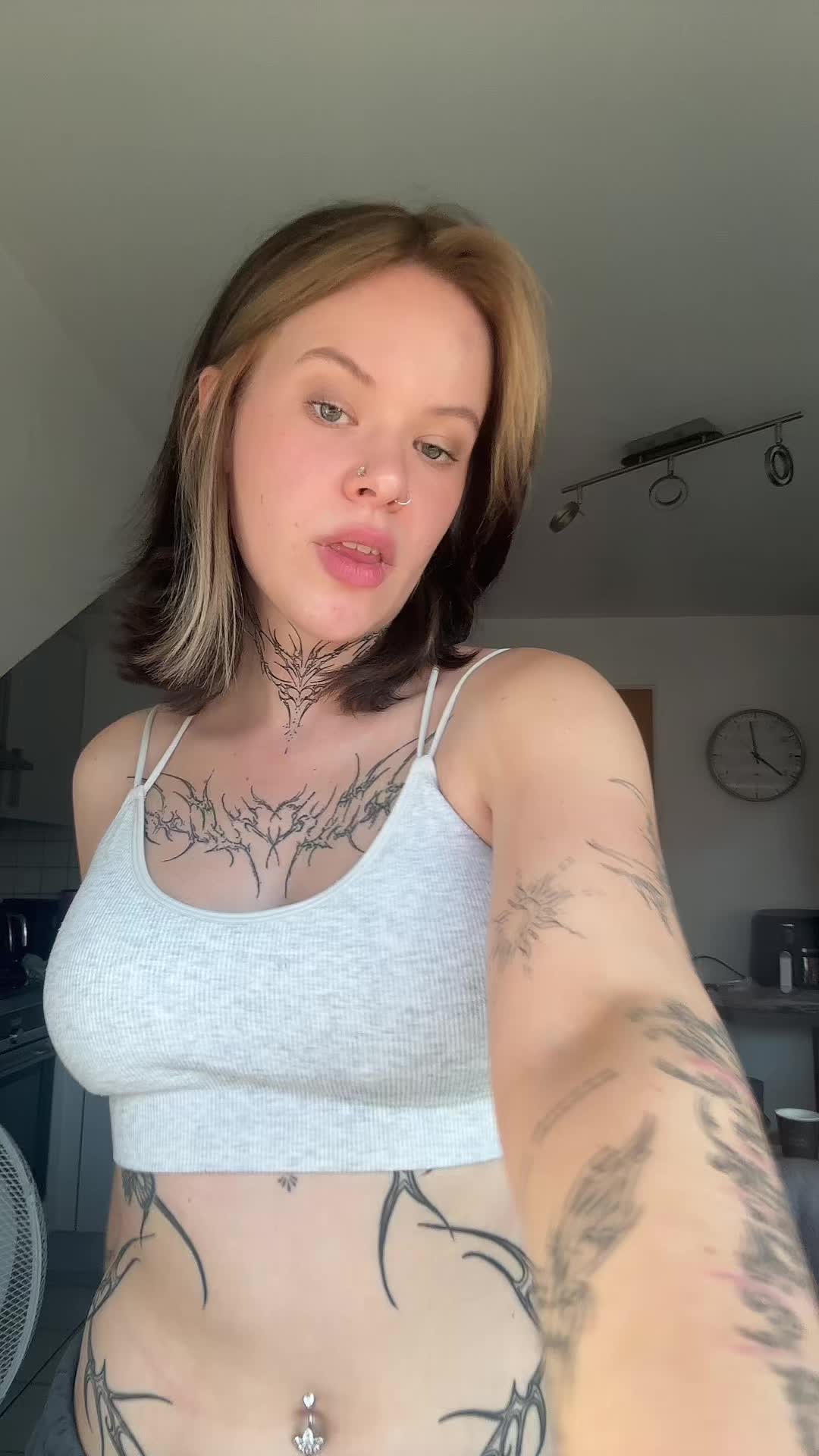 @vividsoly
