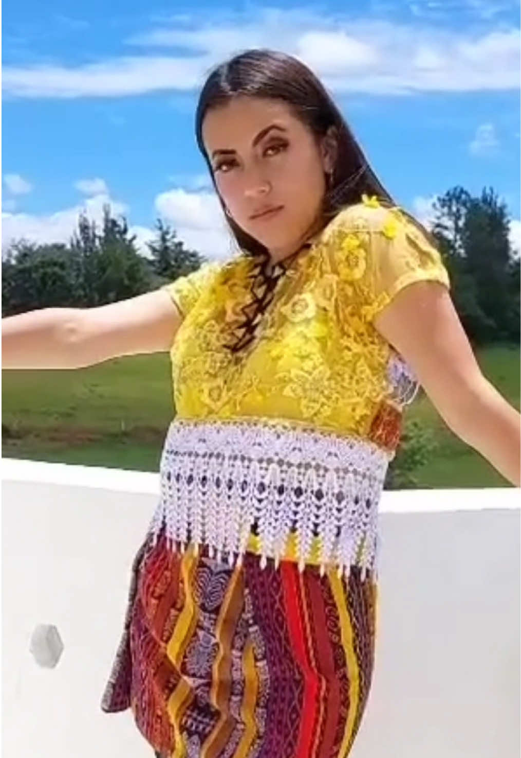 @TikHot