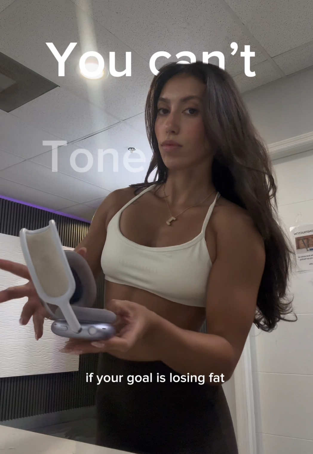 @Jenycaletti