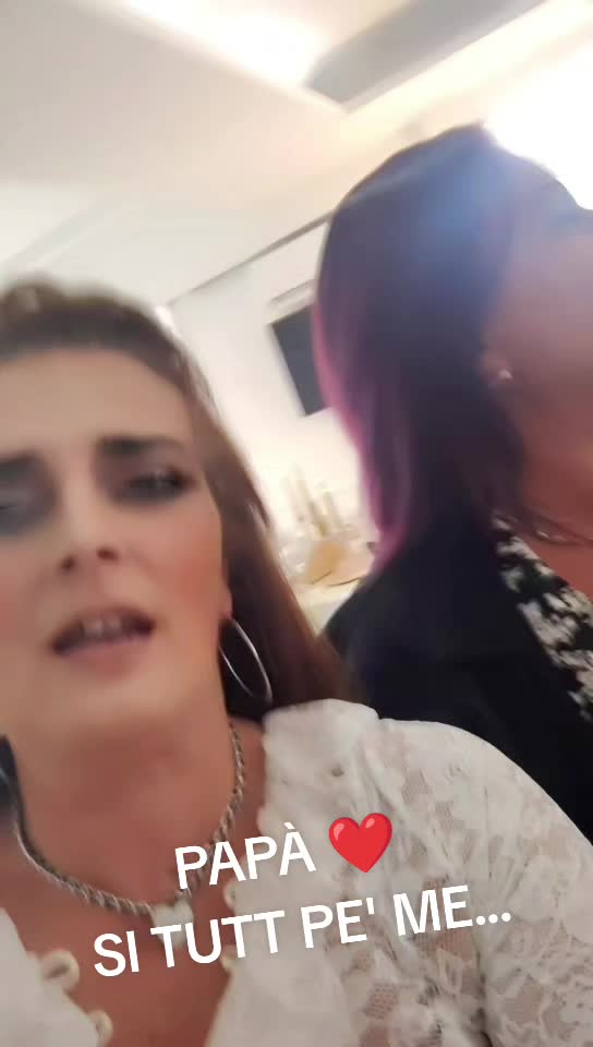 @Lucia Crispino Profi