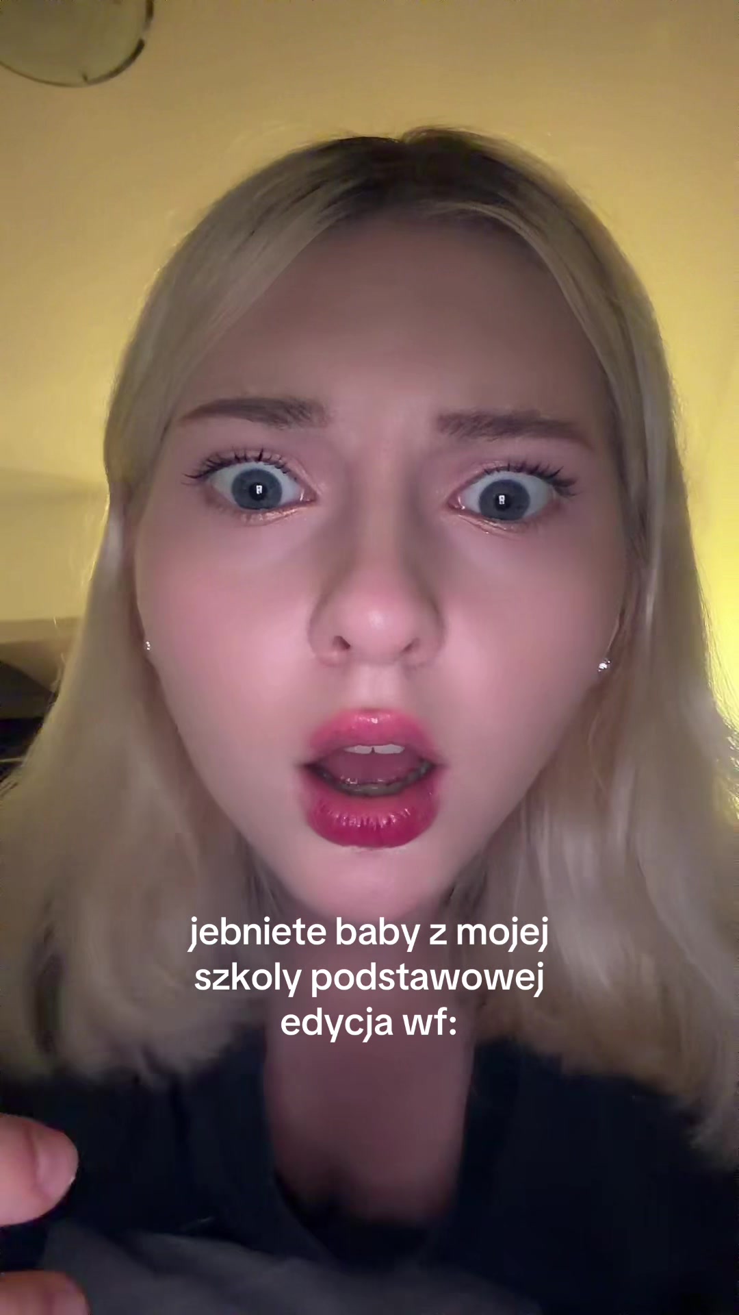 @janie_