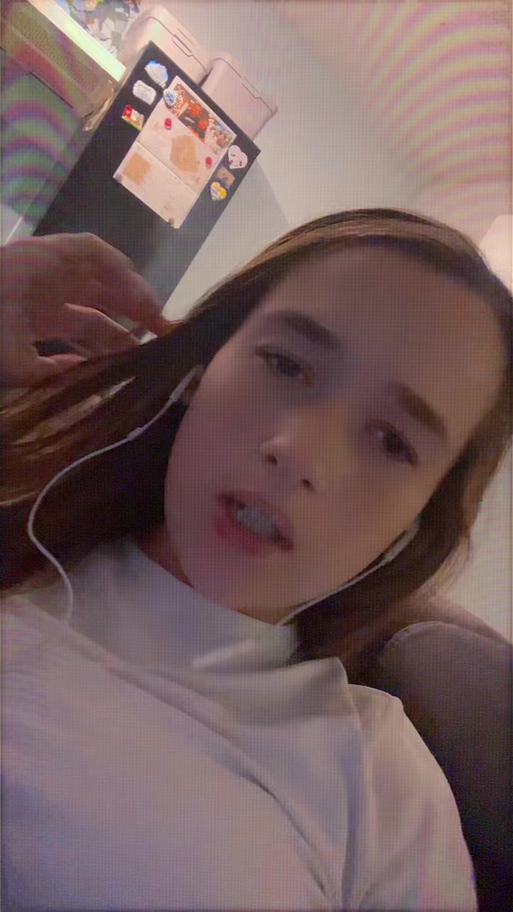 @Girl🤟🏻💁&zwj;♀️