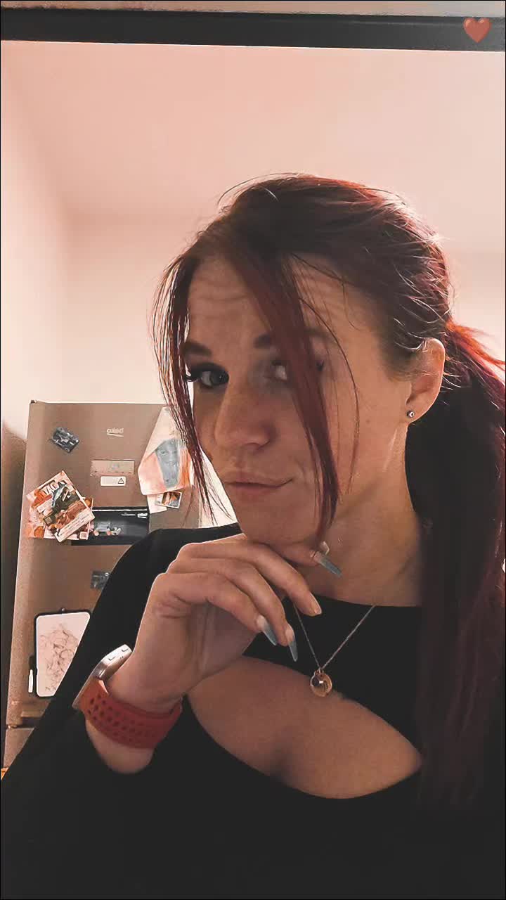 @𝓀𝓁𝑒𝑒𝓃𝑒 🩷