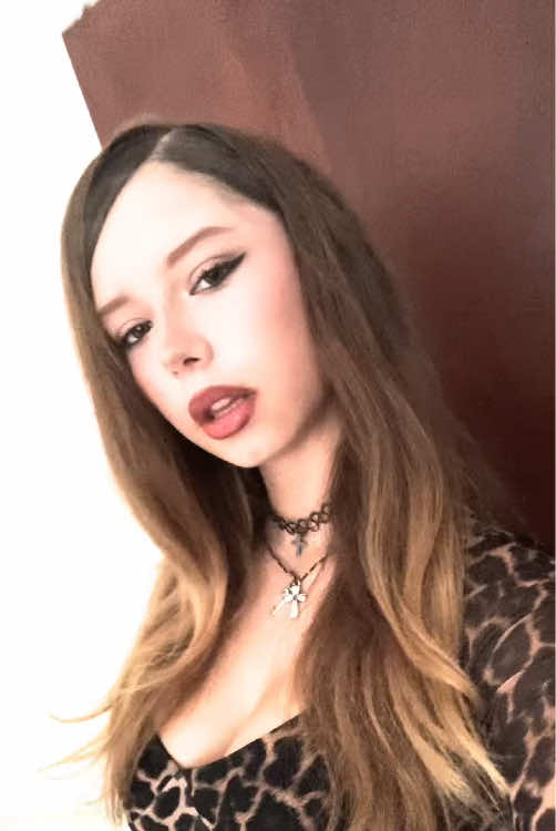@TH🦇💫