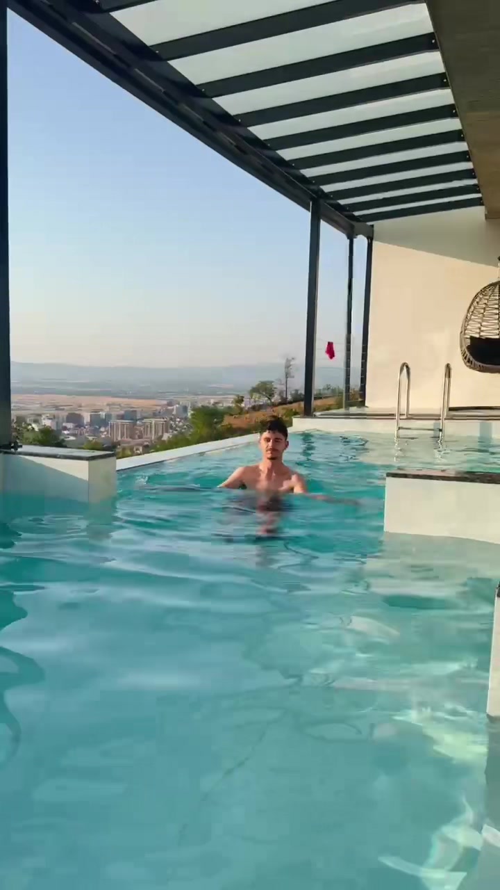 @Slimii