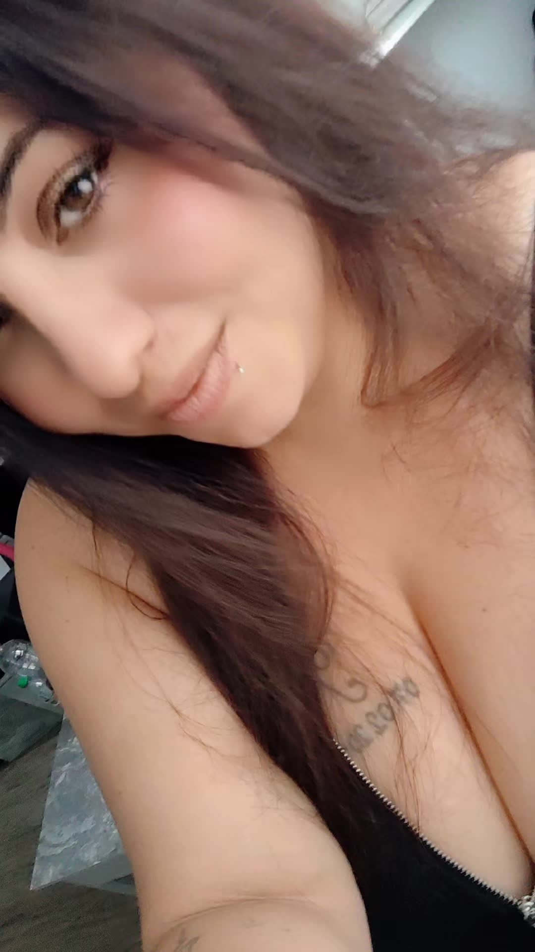 @bellaleiin