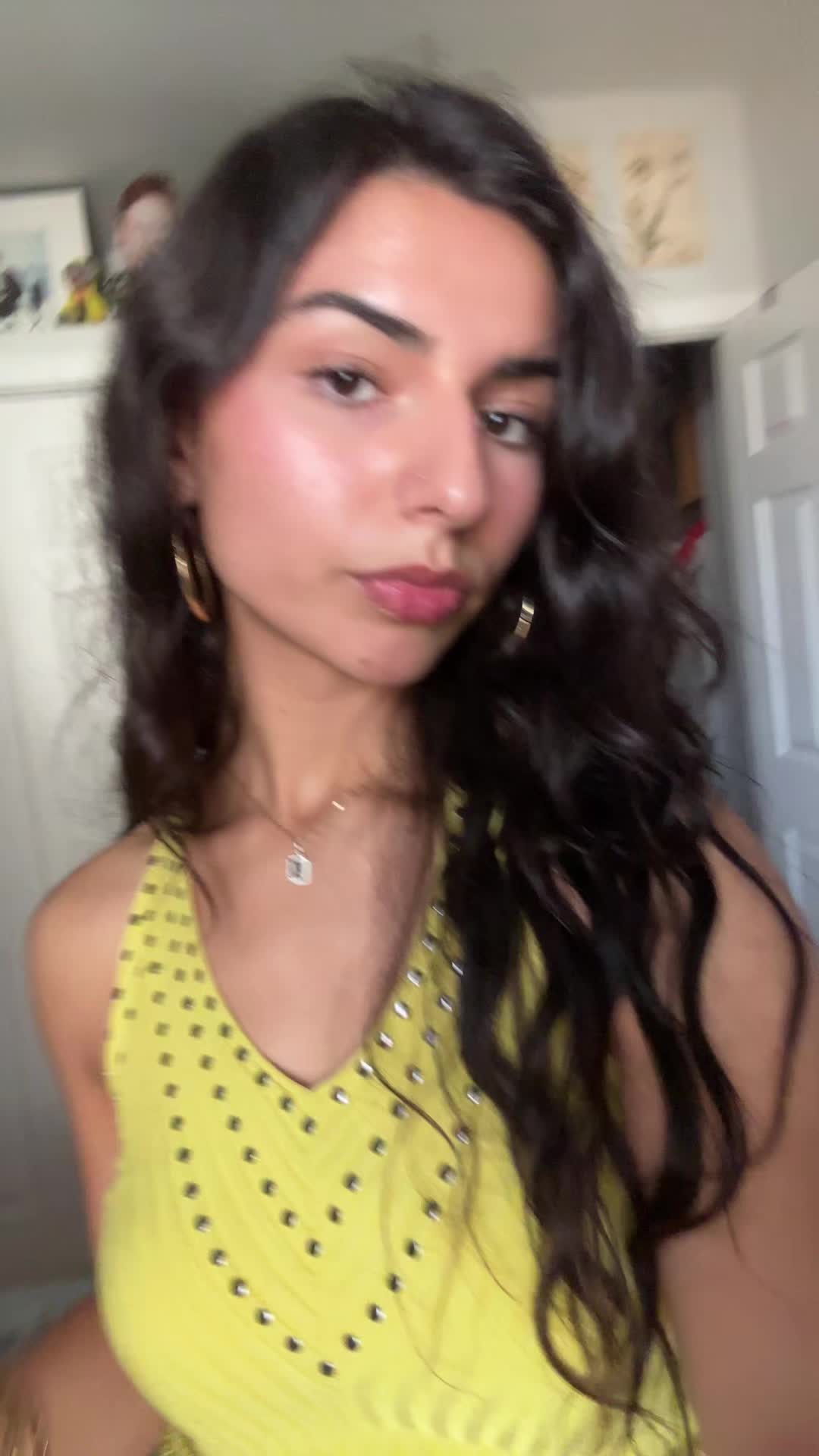 @ximena