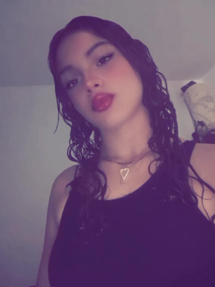 @Dhïbã 🖤👄