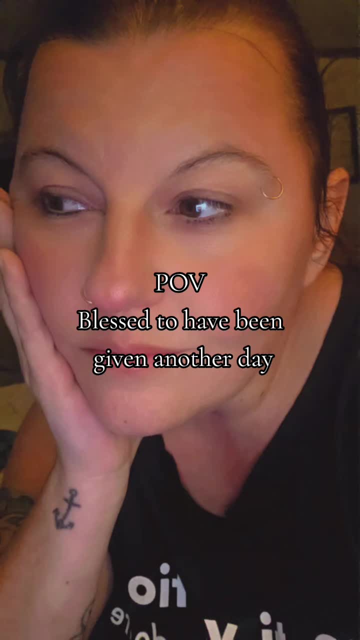 @✝️꧁ A Better Me Each Day ꧂✝️
