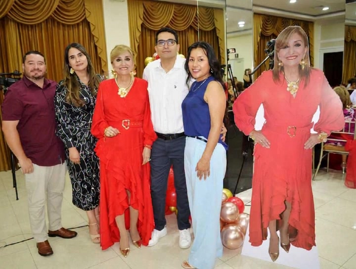 @Fatima Constante Borja
