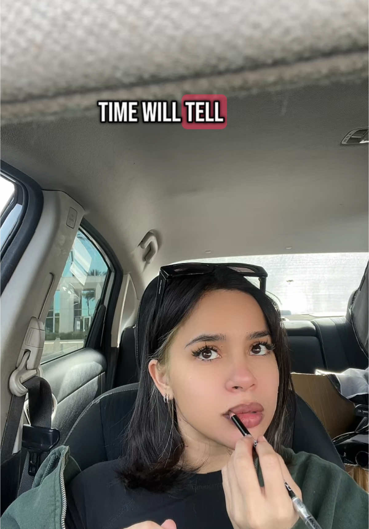 @Victoriavsqz