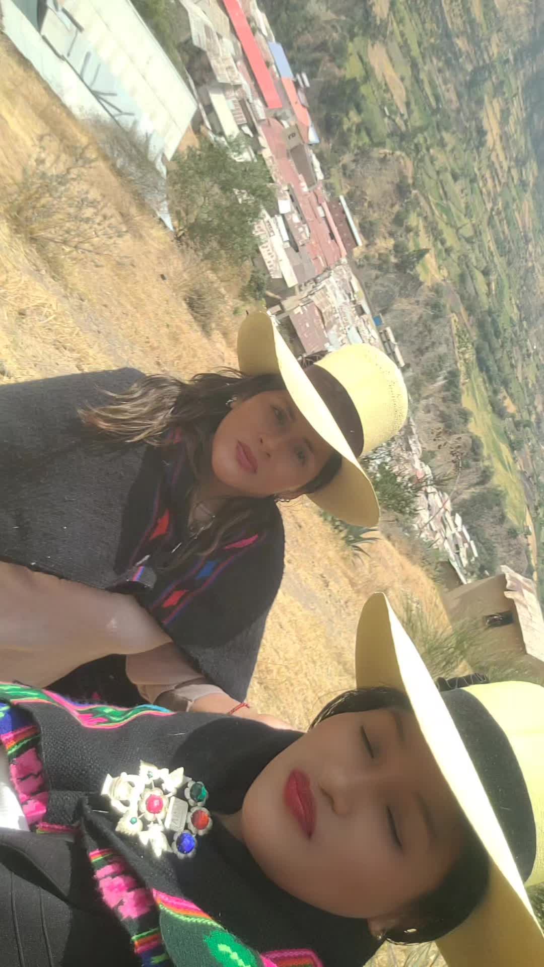 @Guina Maravi Conopum
