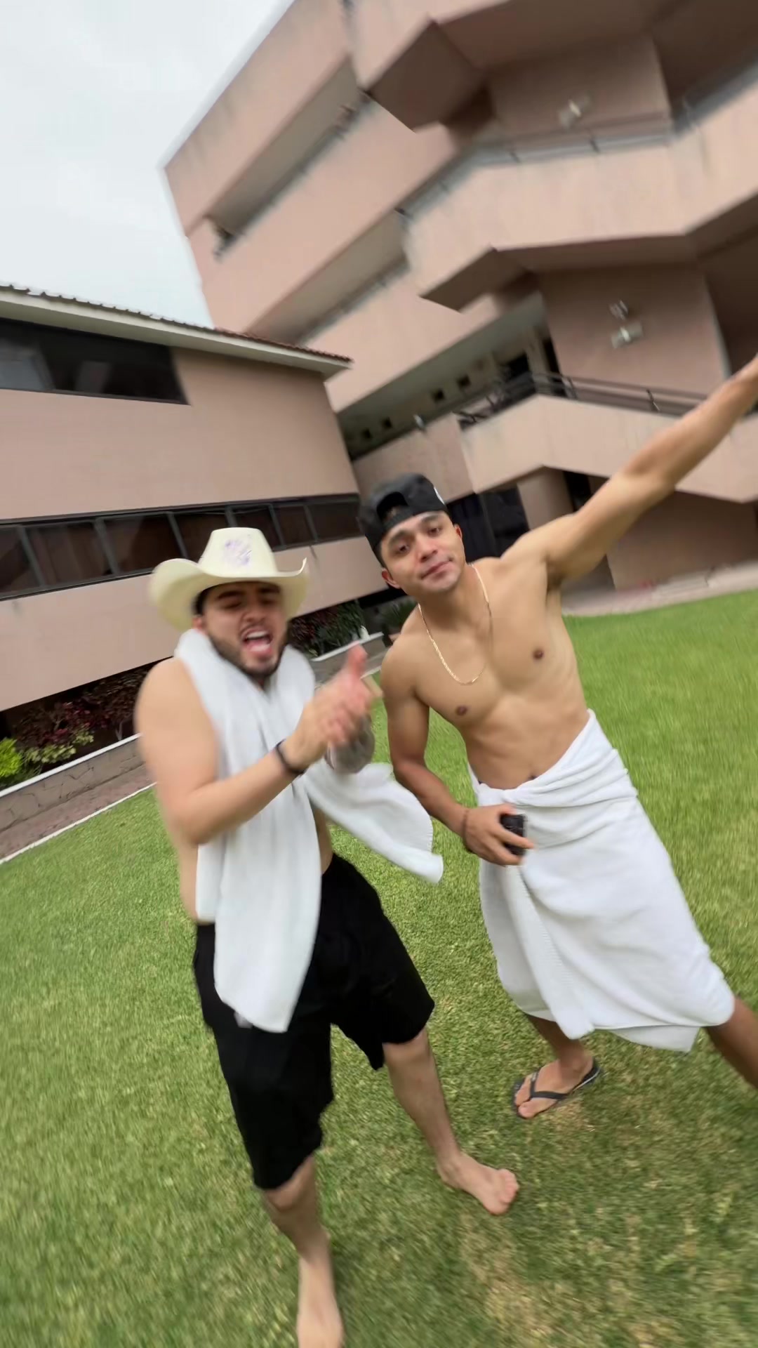 @Julio Haro
