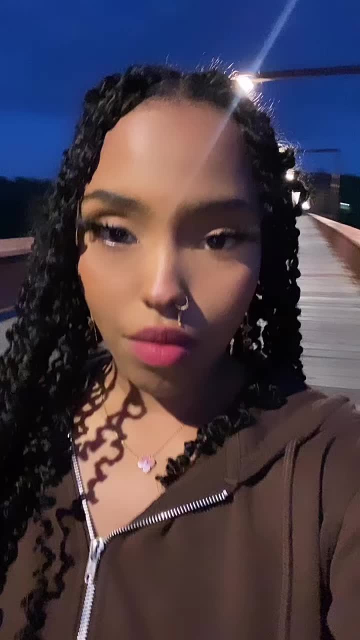 @Quzzei