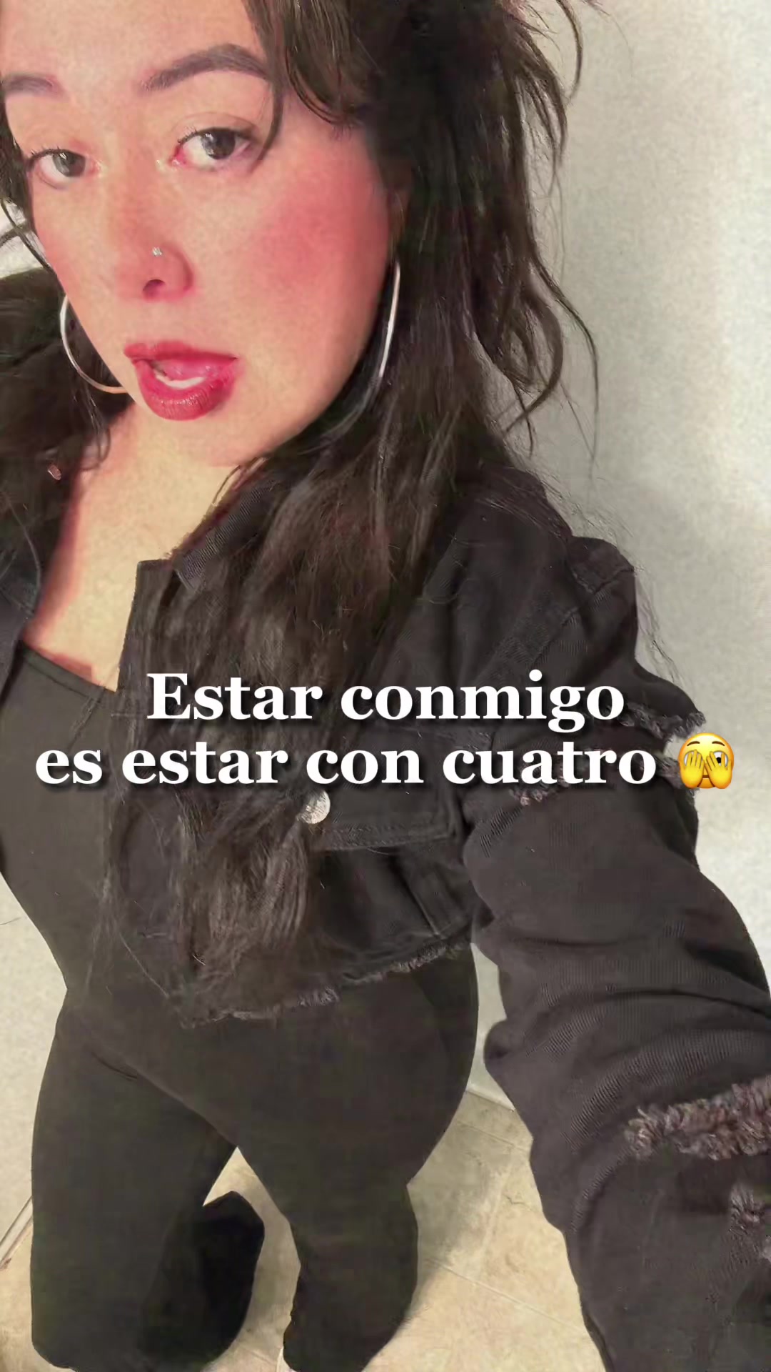 @Flor 🍒🥀🐷🧟♀️