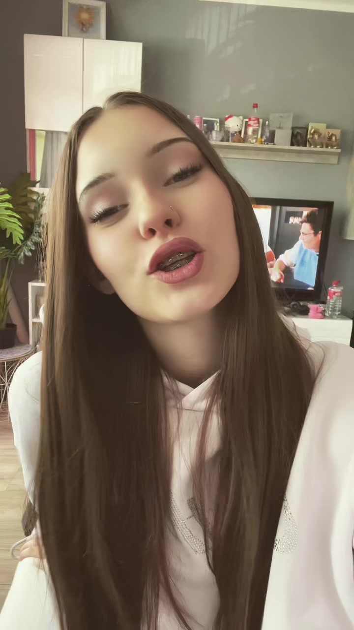 @ᴏʟɪᴡɪᴀ🇵🇱