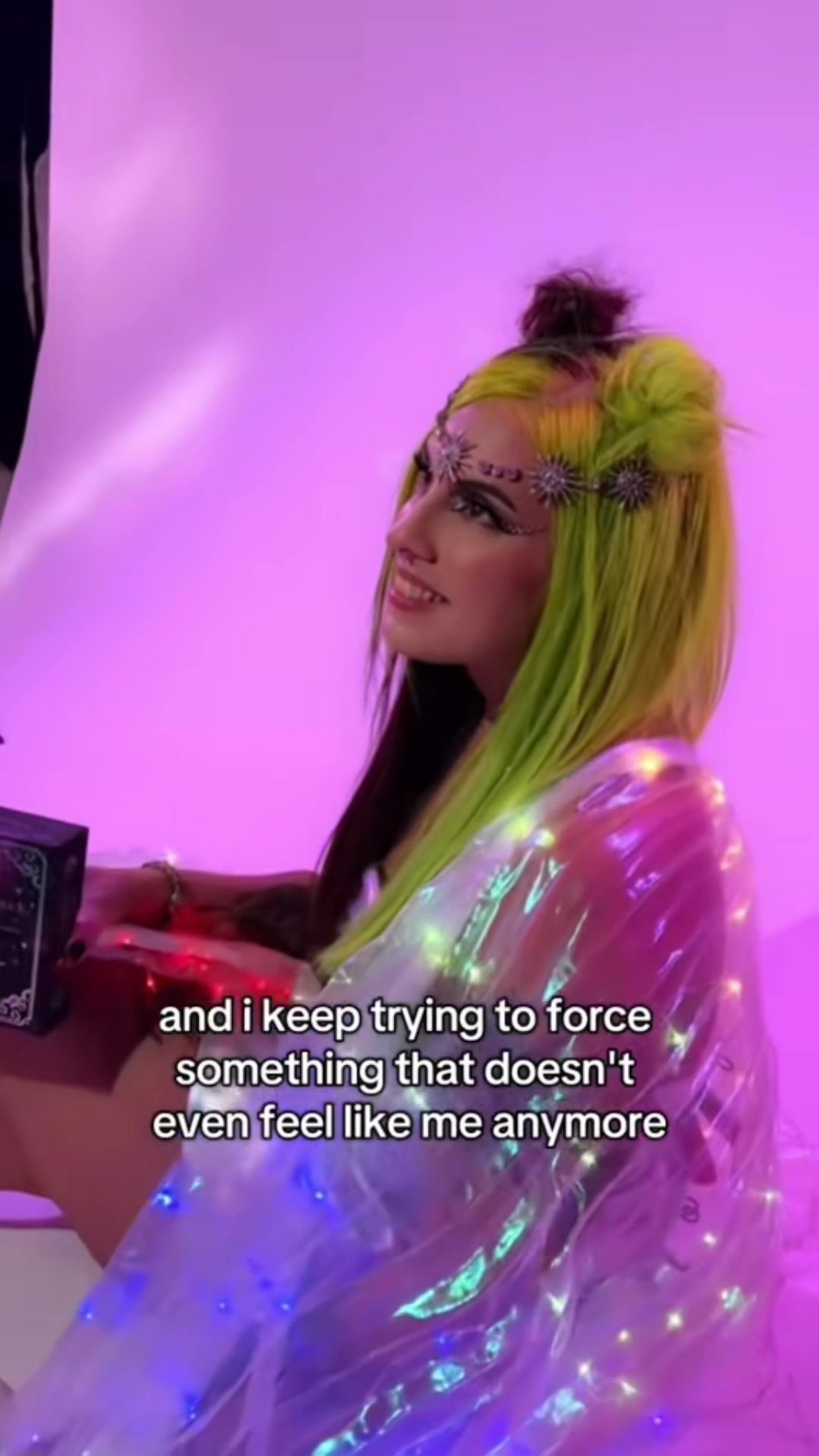 @kittens give stitches / kara
