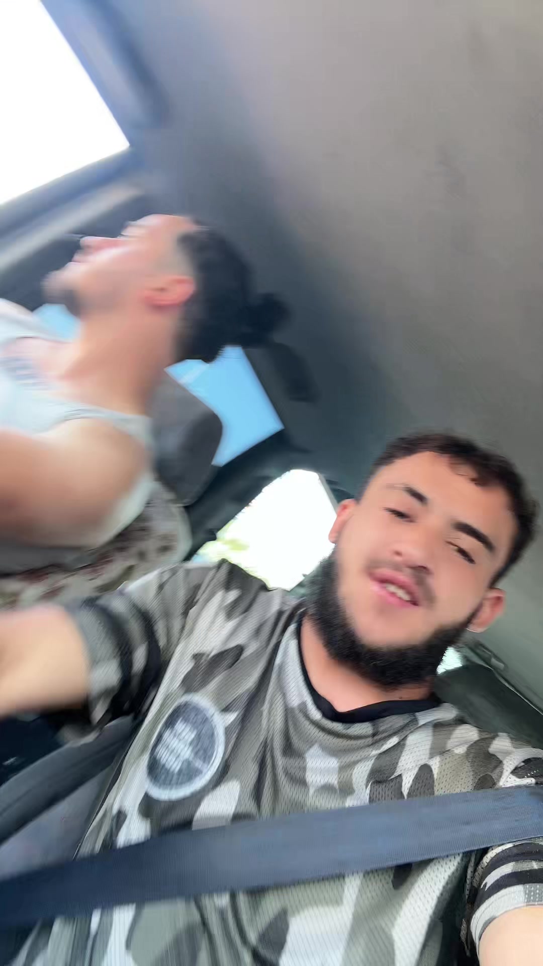 @Sorin zis le M 🦍
