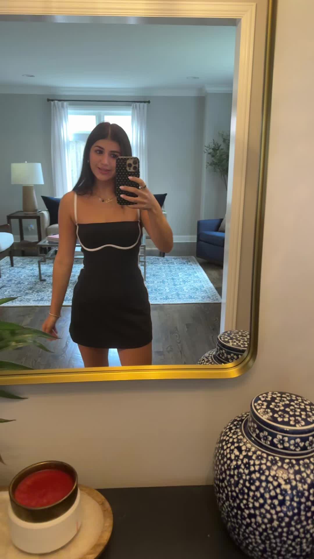 @LILLY PATHIEU