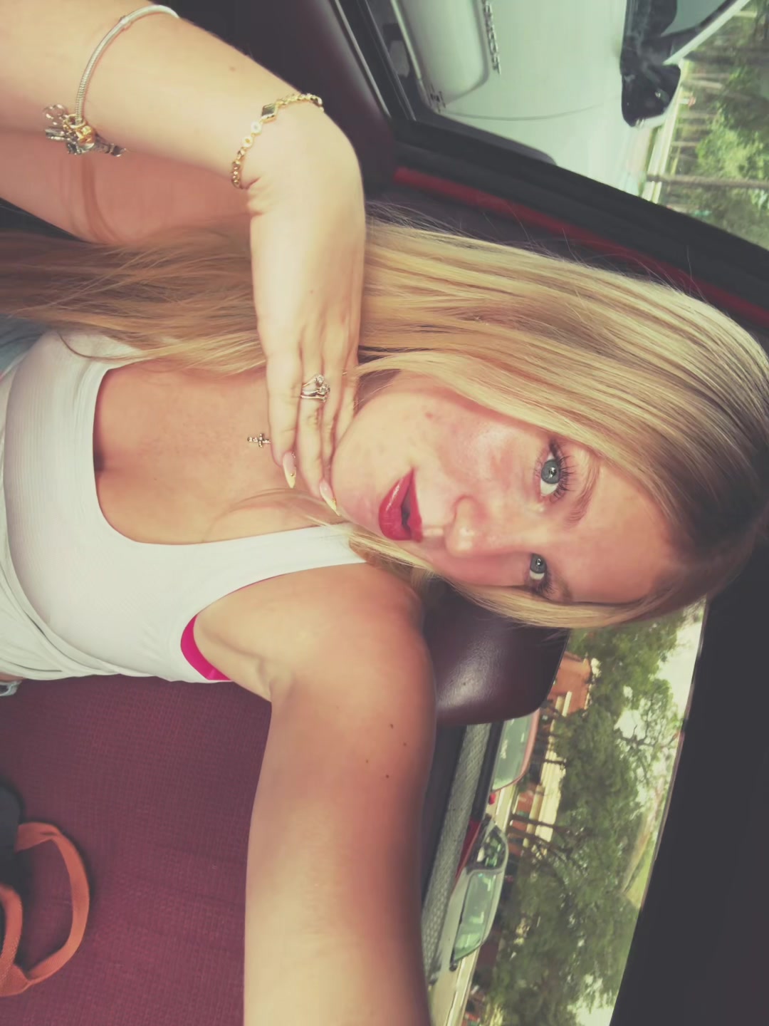 @Lilly ☆