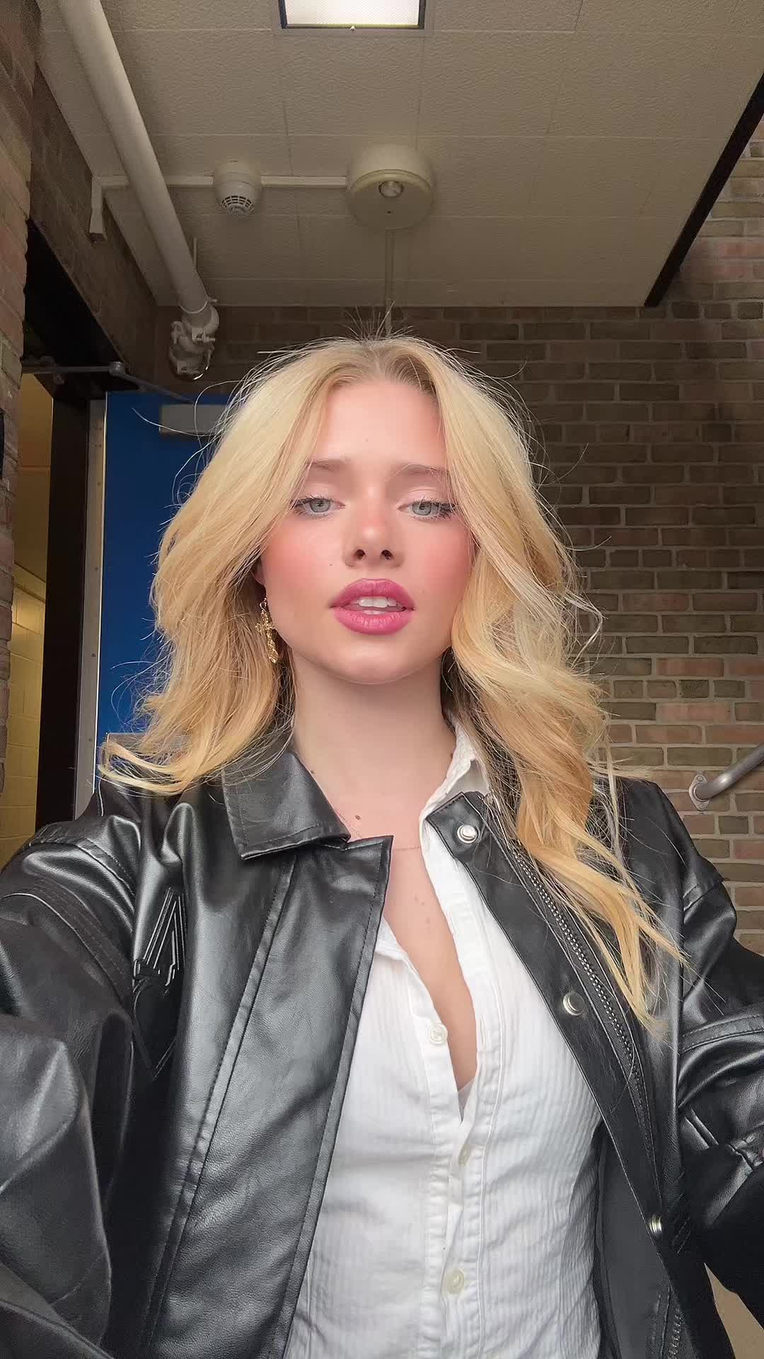 @addiefeeeley