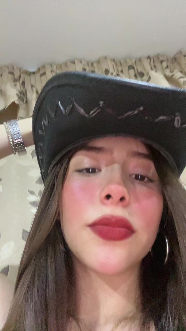 @bruu 𖦹