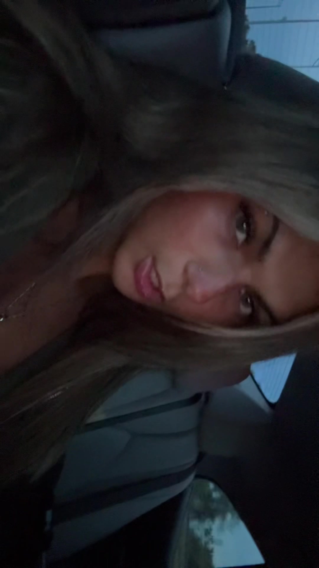 @mari