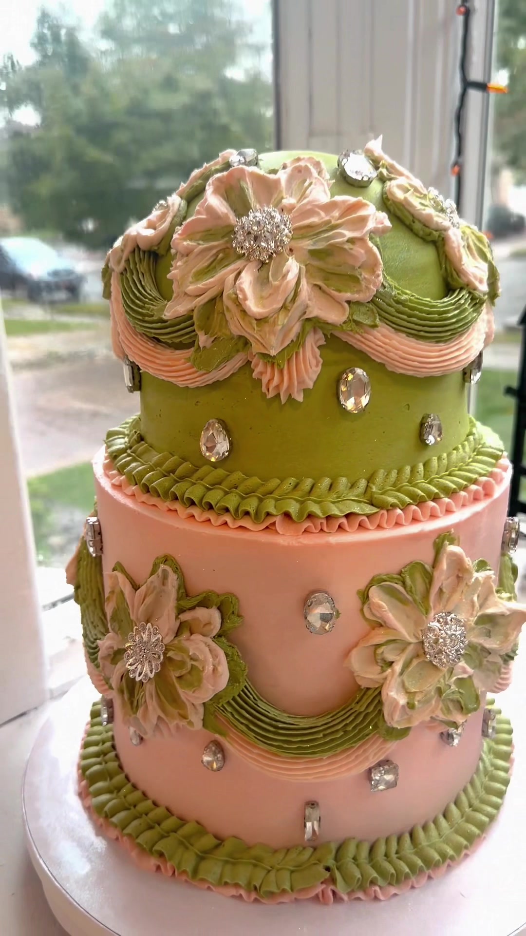 @sweet tooth cakery