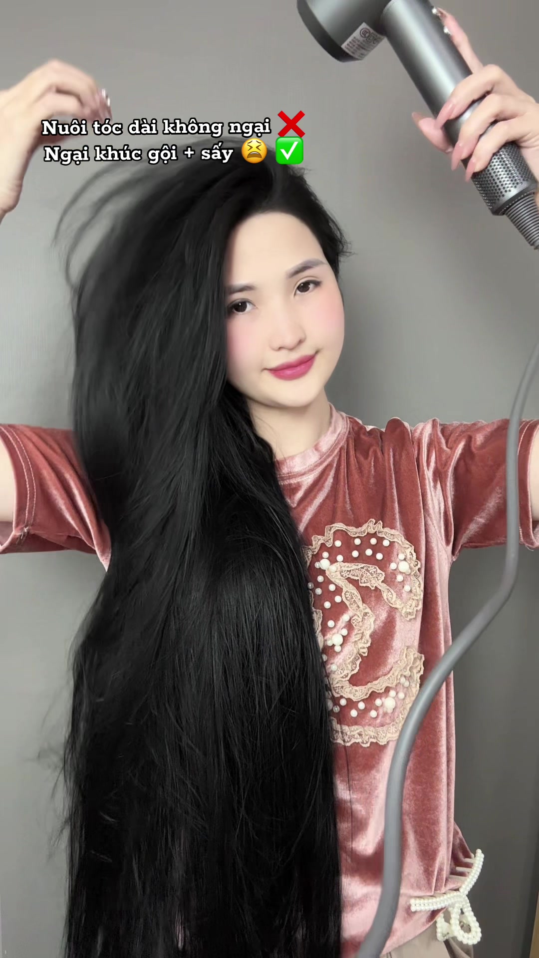 @HIỀN Y&Ecirc;U T&Oacute;C