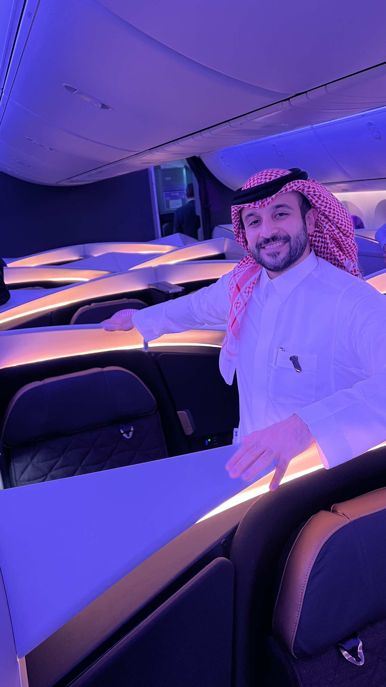 @عثمان الملحم ✈️💳
