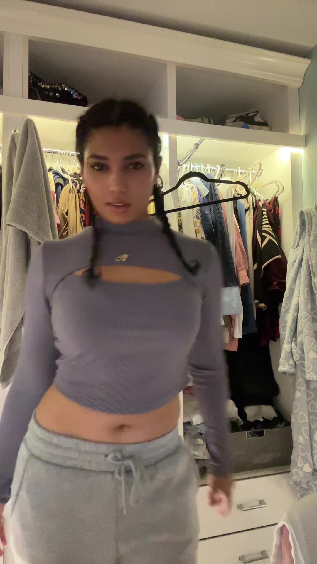 @𝒱𖤓